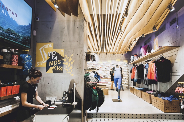 Stride-Running-Store-Branding-by-Rosie-Lee-Moscow-Russia-14