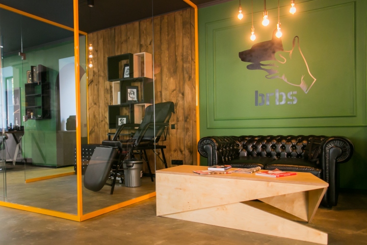 Barboss-Barbershop-and-tattoo-salon-by-Workshop-Dmitriy-Grynevich-Kiev-Ukraine-02