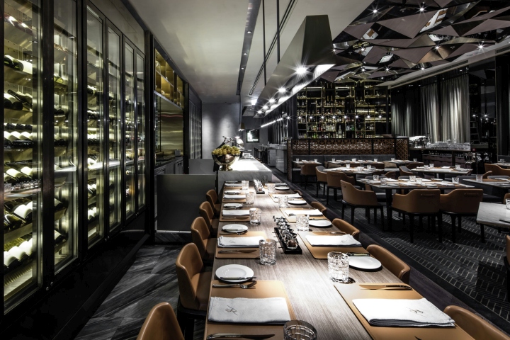 Porterhouse-by-Laris-Restaurant-by-Kokaistudios-Hong-Kong-03