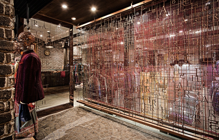 Heritage-boutique-store-by-RMDK-Architects-New-Delhi-India-02