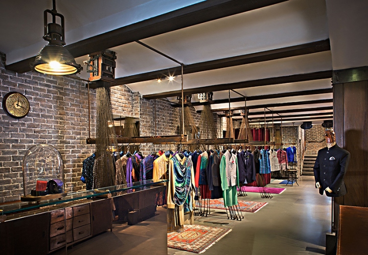 Heritage-boutique-store-by-RMDK-Architects-New-Delhi-India-03