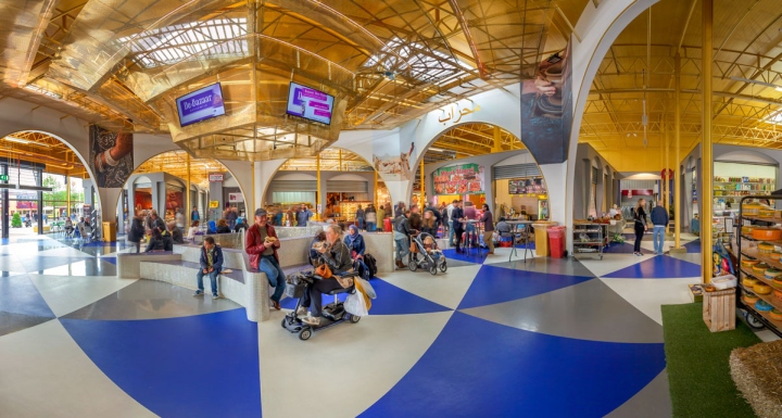 De-Bazaar-Indoor-Market-by-Liong-Lie-Architects-Beverwijk-Netherlands-02