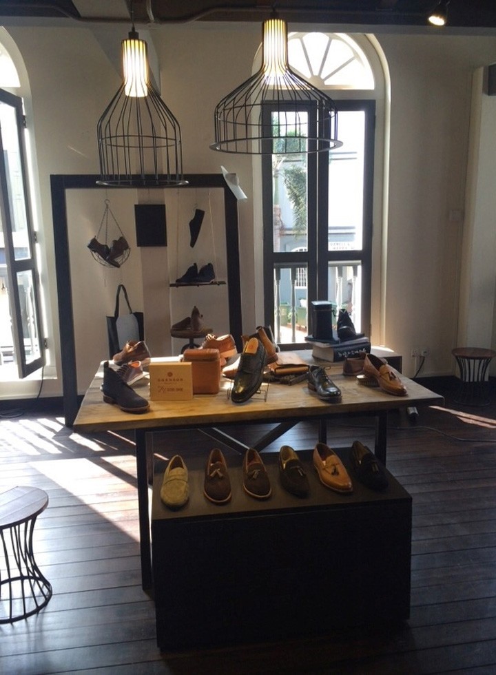 The-Blind-Cobbler-Store-by-Ielo-Design-Singapore-08