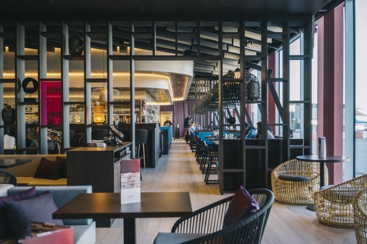 KEBAYA-restaurant-by-uxus-Amsterdam-The-Netherlands02